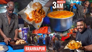 BRAHMAPUR Famous 3AM Breakfast  Unlimited Chutney amp Curry  BRAHMAPUR Puri Upma  Street Food India [upl. by Morez]