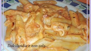 Pasta con mozzarella filante  Piatto unico [upl. by Roeser941]