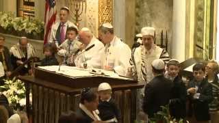 Yom Kippur Finale  Cantor Azi Schwartz at Park Avenue Synagogue 2014 [upl. by Parrish]