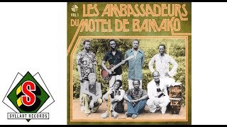 Les Ambassadeurs  Djandio feat Salif Keïta audio [upl. by Lune]