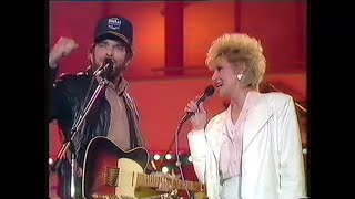 Tammy Wynette And Merle Haggard  Okie from Muskogee 1988 [upl. by Mavis]