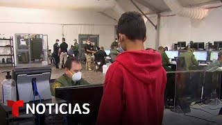 Migrantes pasos a seguir tras ser liberados en la frontera  Noticias Telemundo [upl. by Michelina352]