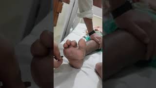 Upgoing plantar reflex positive Babinskis test [upl. by Lecram]