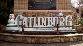 Gatlinburg Tennessee Full Walking Tour and Overview [upl. by Refinne]