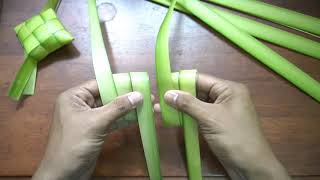 TUTORIAL ANYAM KETUPAT PALING MUDAH KETUPAT SATE [upl. by Adnalro286]