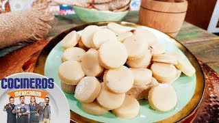 Receta Mazapanes de almendras  Cocineros Mexicanos [upl. by Dnomse]