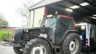 Valtra Valmet 8000 voor de waterrem [upl. by Ho909]