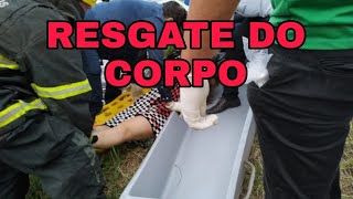 Retirando corpo Marília Mendonça do avião video [upl. by Almallah197]