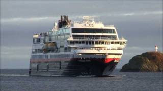 Hurtigruten  Trollfjord  Svolvær [upl. by Dambro578]