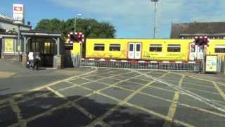 Birkdale Level Crossing [upl. by Spalding]