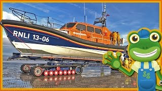 Lifeboats For Children  Geckos Real Vehicles [upl. by Cawley]