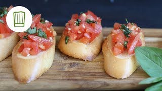 Bruschetta italiana  Das original Rezept  Chefkochde [upl. by Hilarius]