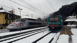 La stazione di Bardonecchia sotto la neve [upl. by Romelda]