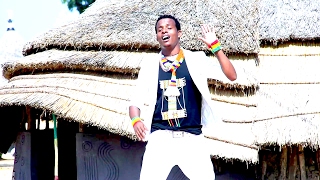 Asne Abate  Maleማሌ  New Ethiopian Music 2017Official Video [upl. by Brandie134]