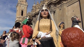 Comparsa de Gigantes y Cabezudos de Zaragoza  San Valero 2017 [upl. by Etnoled856]